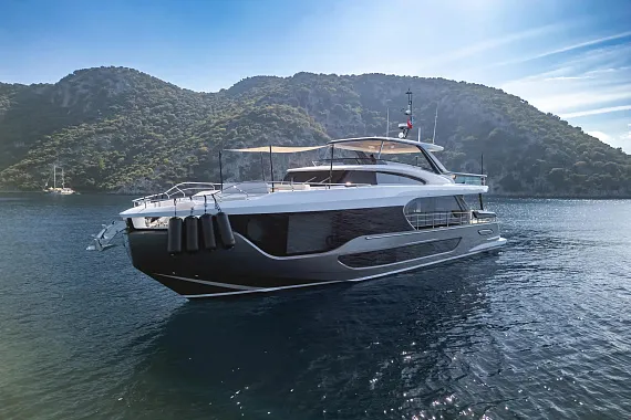 2024-azimut-grande-26m-power-9625301-20251025030920495-4.jpg